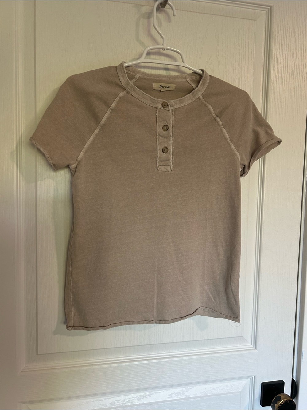 Madewell Short Sleeve Henley Top in Taupe